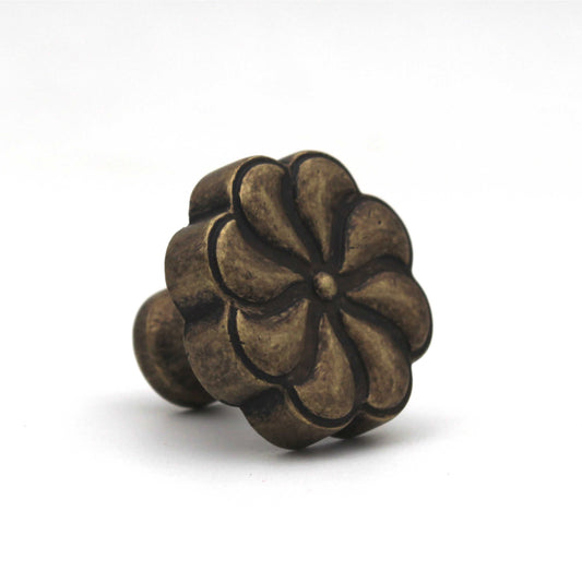 Vintage Floral Brass Cabinet Knob | Antique Bronze Petal Drawer Pull for Furniture, Dressers & Cupboards