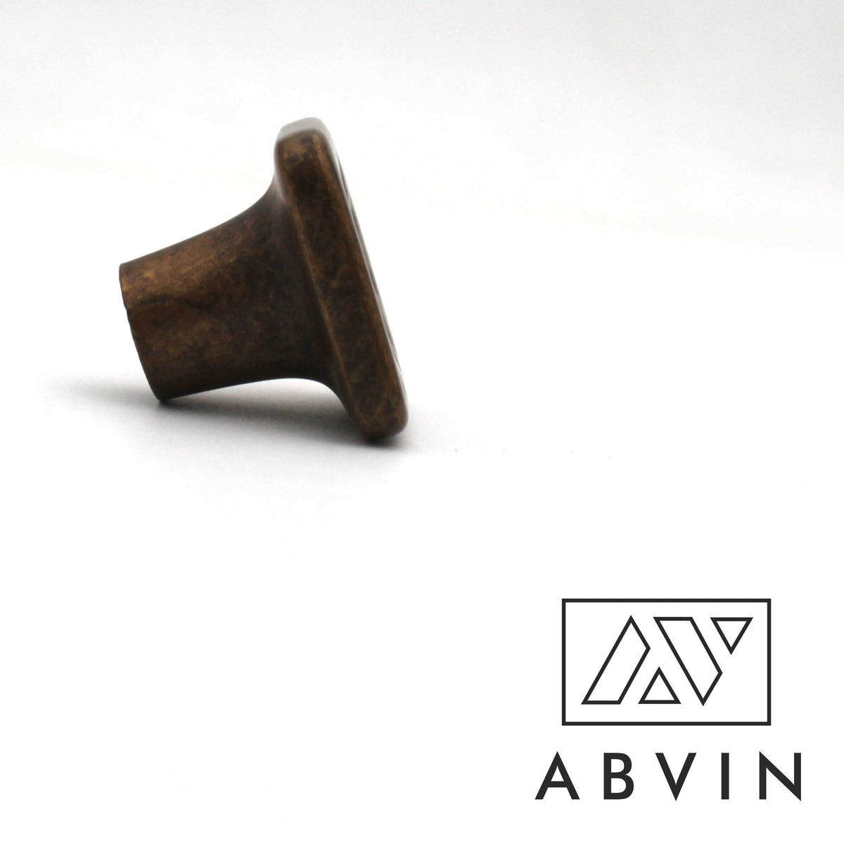 Antique Bronze Square Cabinet Knob 30mm – Vintage Floral Drawer Pull Handle for Kitchen Cabinets, Cupboards & Furniture