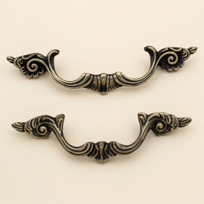 ABVIN Carving Pulls Vintage Unique Cabinet Beautiful Drawer Decorative Dresser Knobs Pulls - Pure Brass - Antique Finish - 1 Pcs